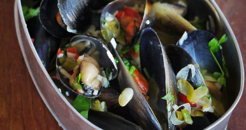 mussels with white wine